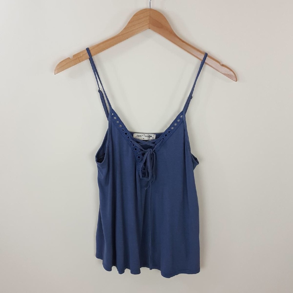 COPY - Flowy lace tie tank